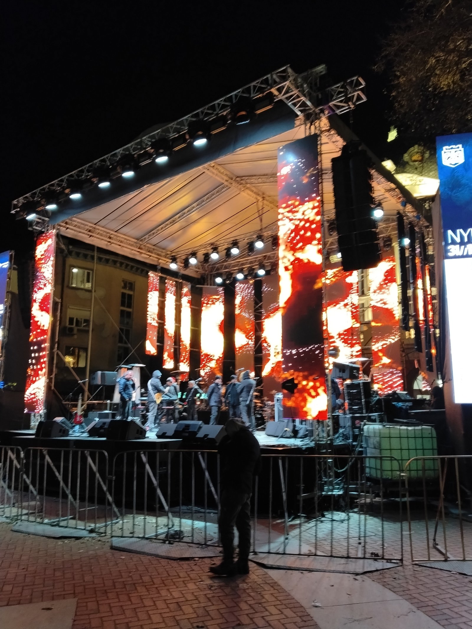 miro.mikkonen@gmail.com